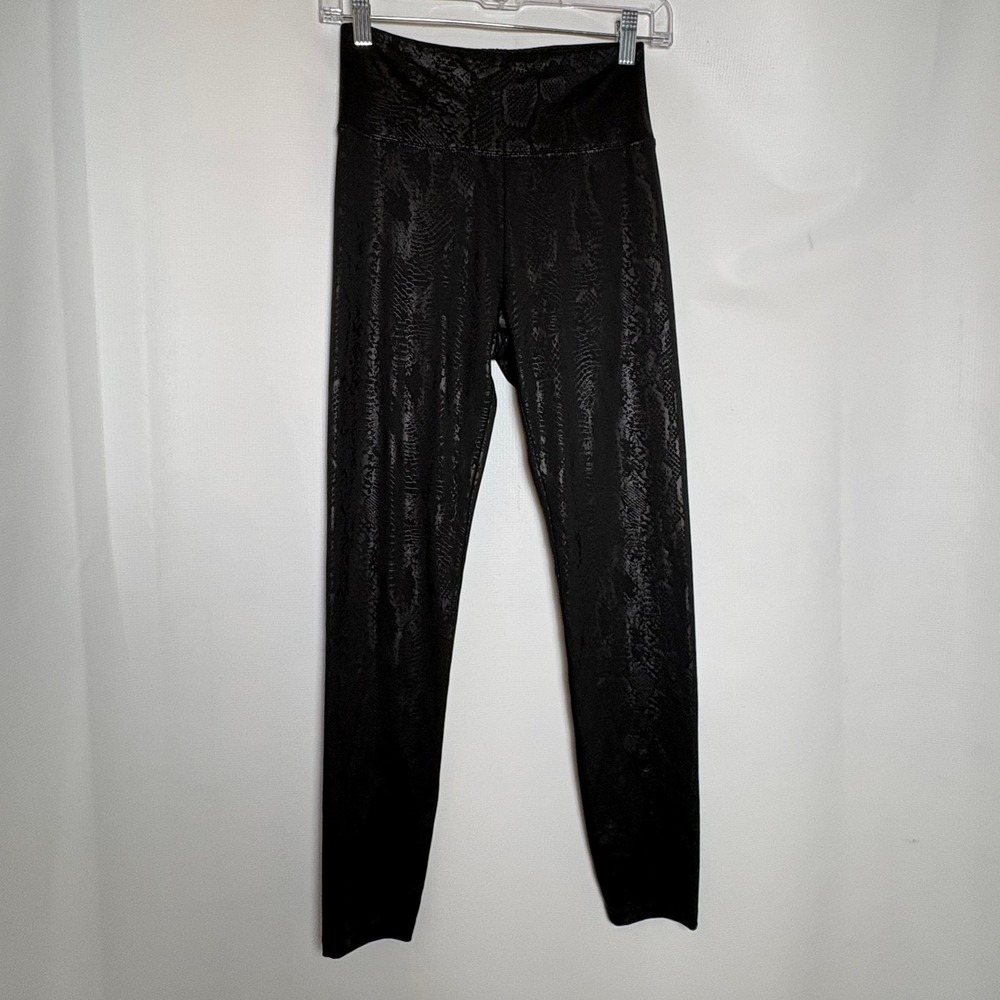 American Eagle Black Snakeskin High Waisted Leggings‎ Size S Comfy Casual